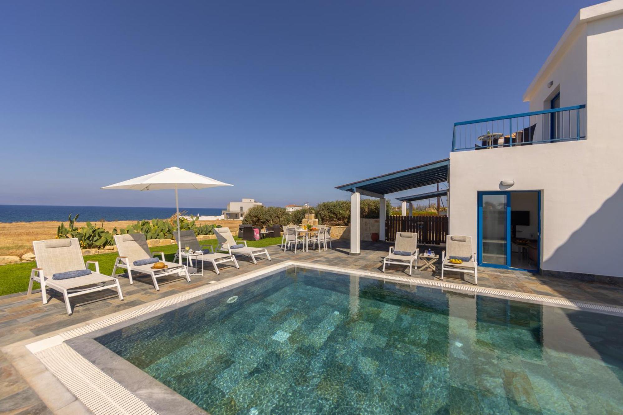 Diana Seaside Villas Pomos Ngoại thất bức ảnh