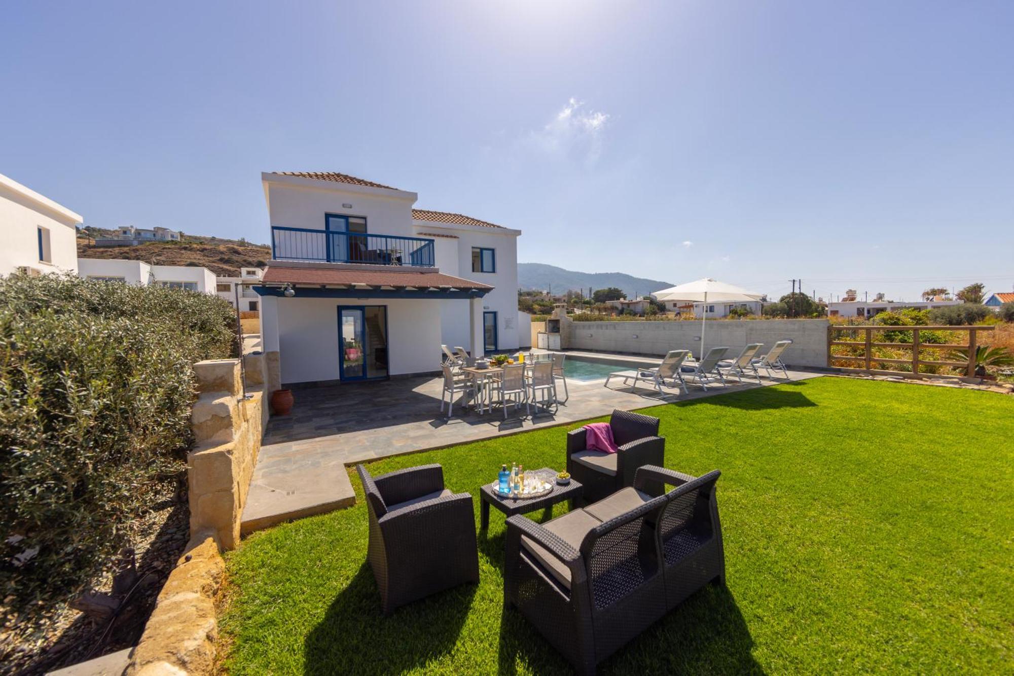 Diana Seaside Villas Pomos Ngoại thất bức ảnh