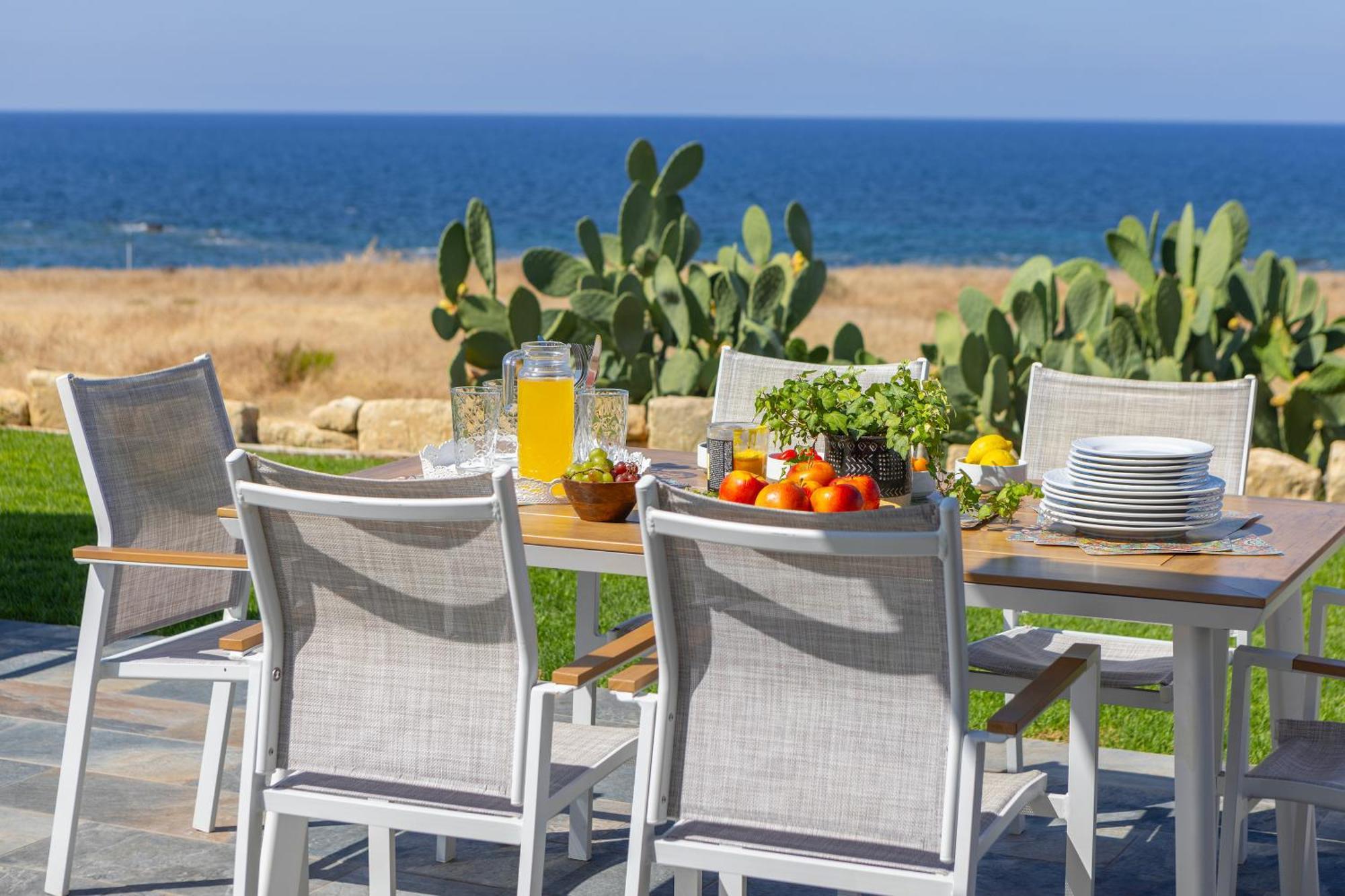 Diana Seaside Villas Pomos Ngoại thất bức ảnh