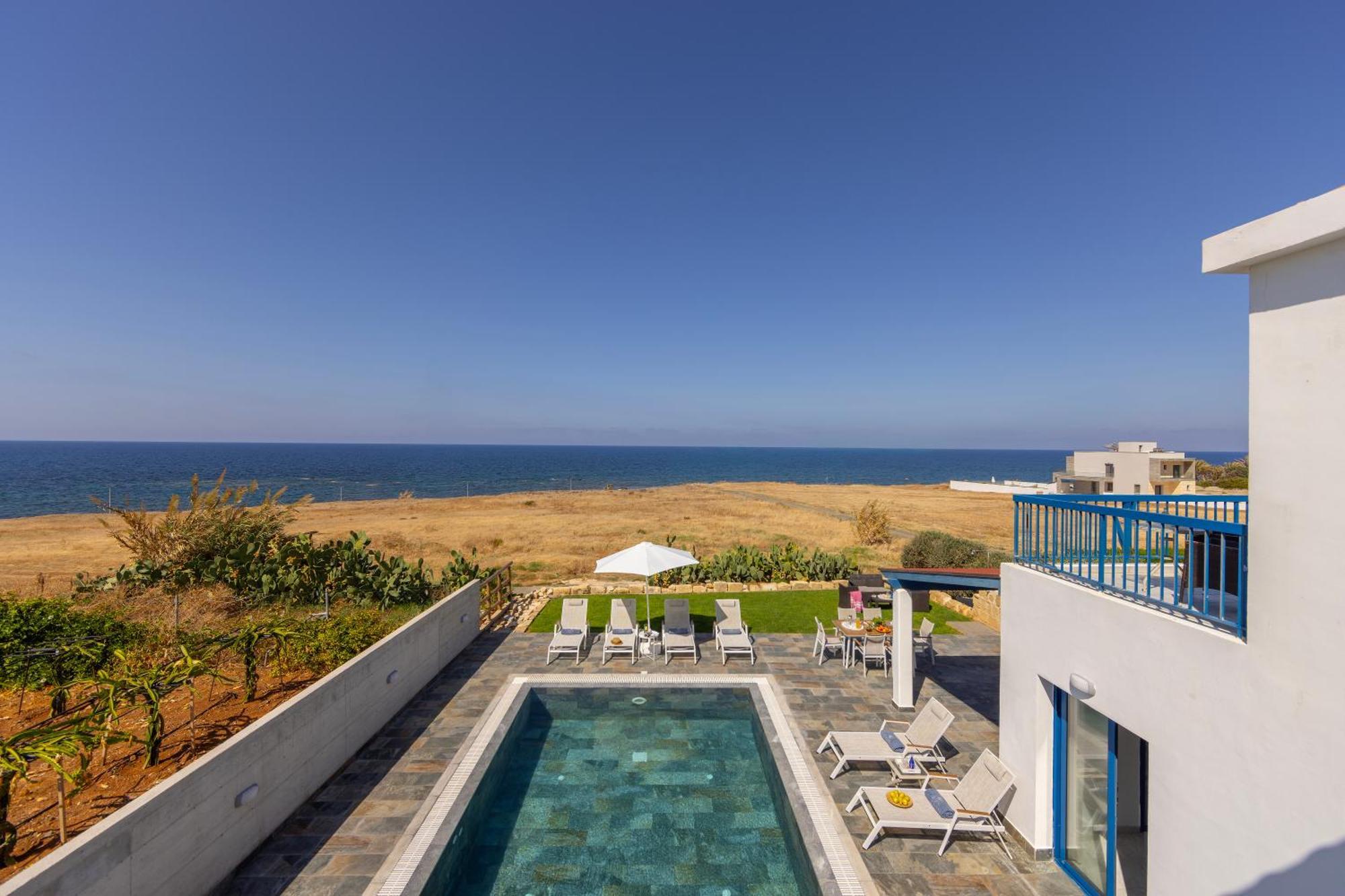 Diana Seaside Villas Pomos Ngoại thất bức ảnh