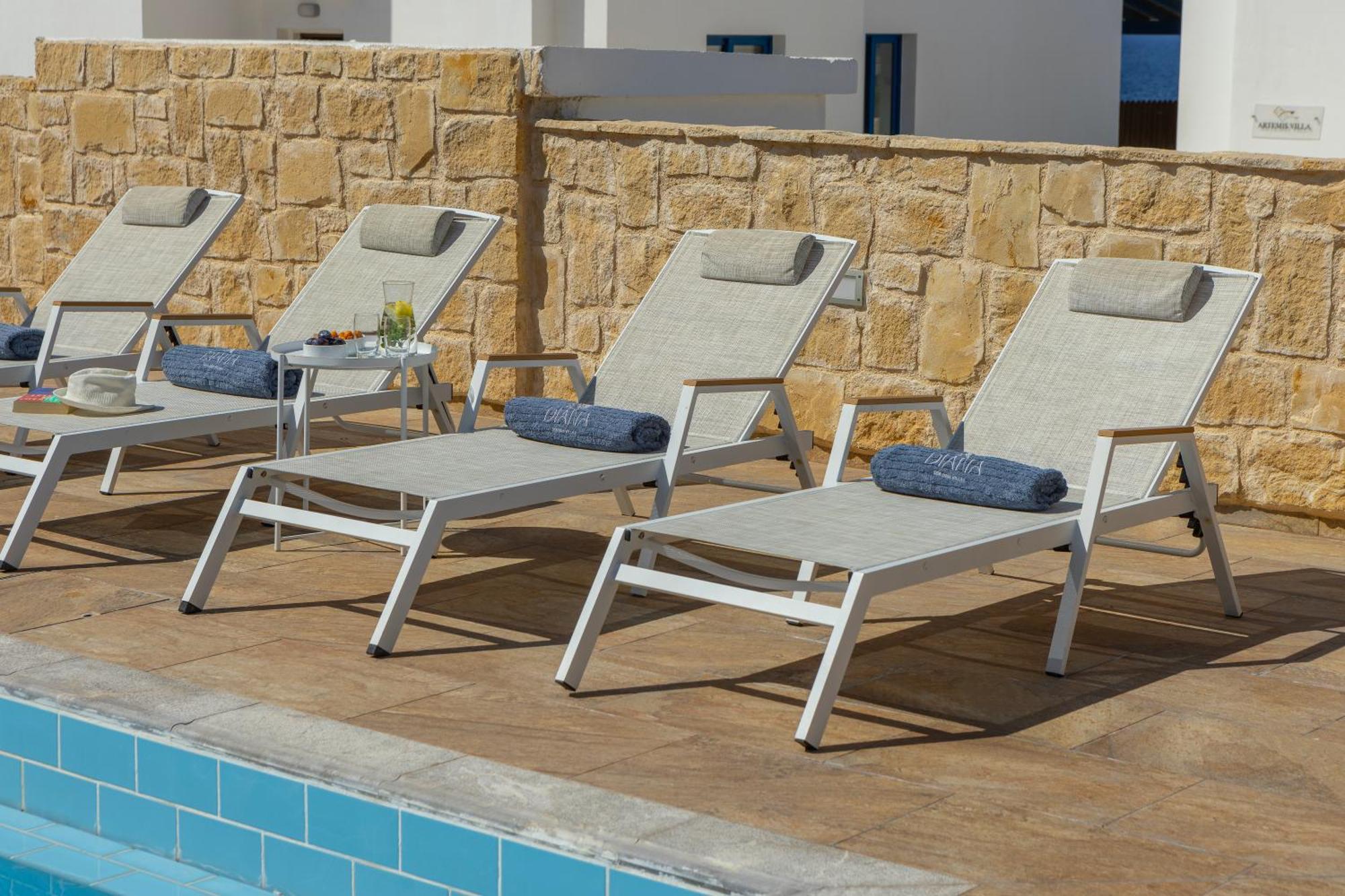 Diana Seaside Villas Pomos Ngoại thất bức ảnh