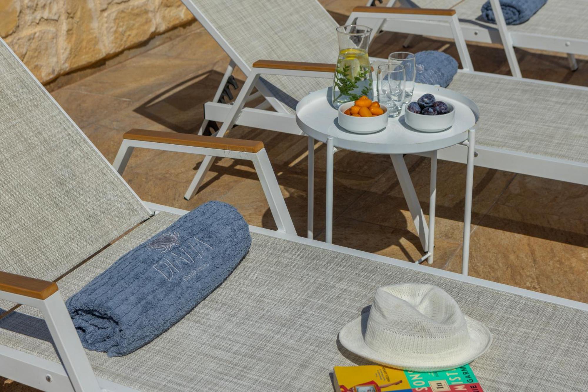 Diana Seaside Villas Pomos Ngoại thất bức ảnh