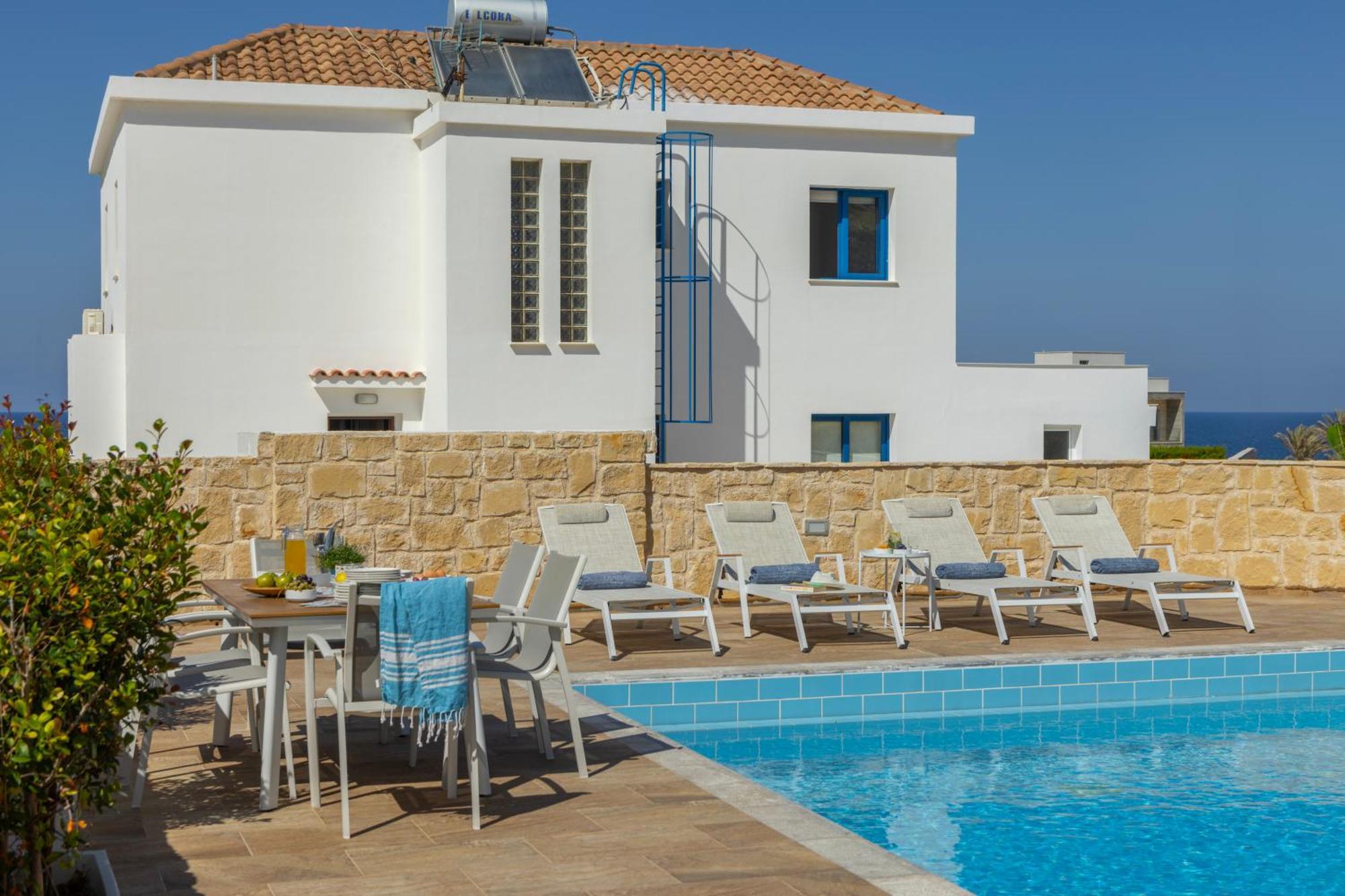 Diana Seaside Villas Pomos Ngoại thất bức ảnh