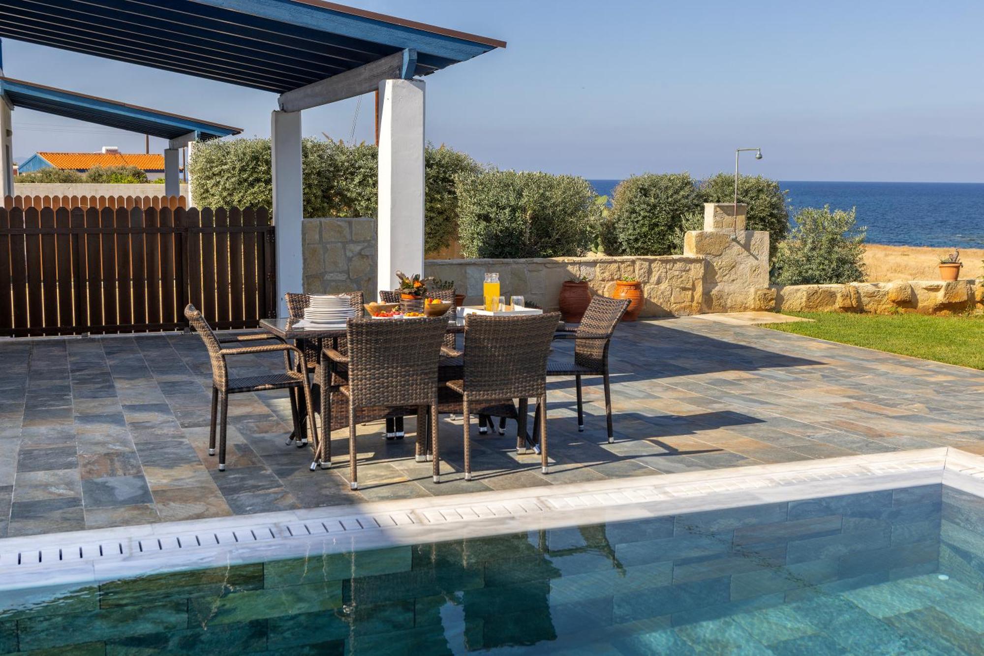 Diana Seaside Villas Pomos Ngoại thất bức ảnh