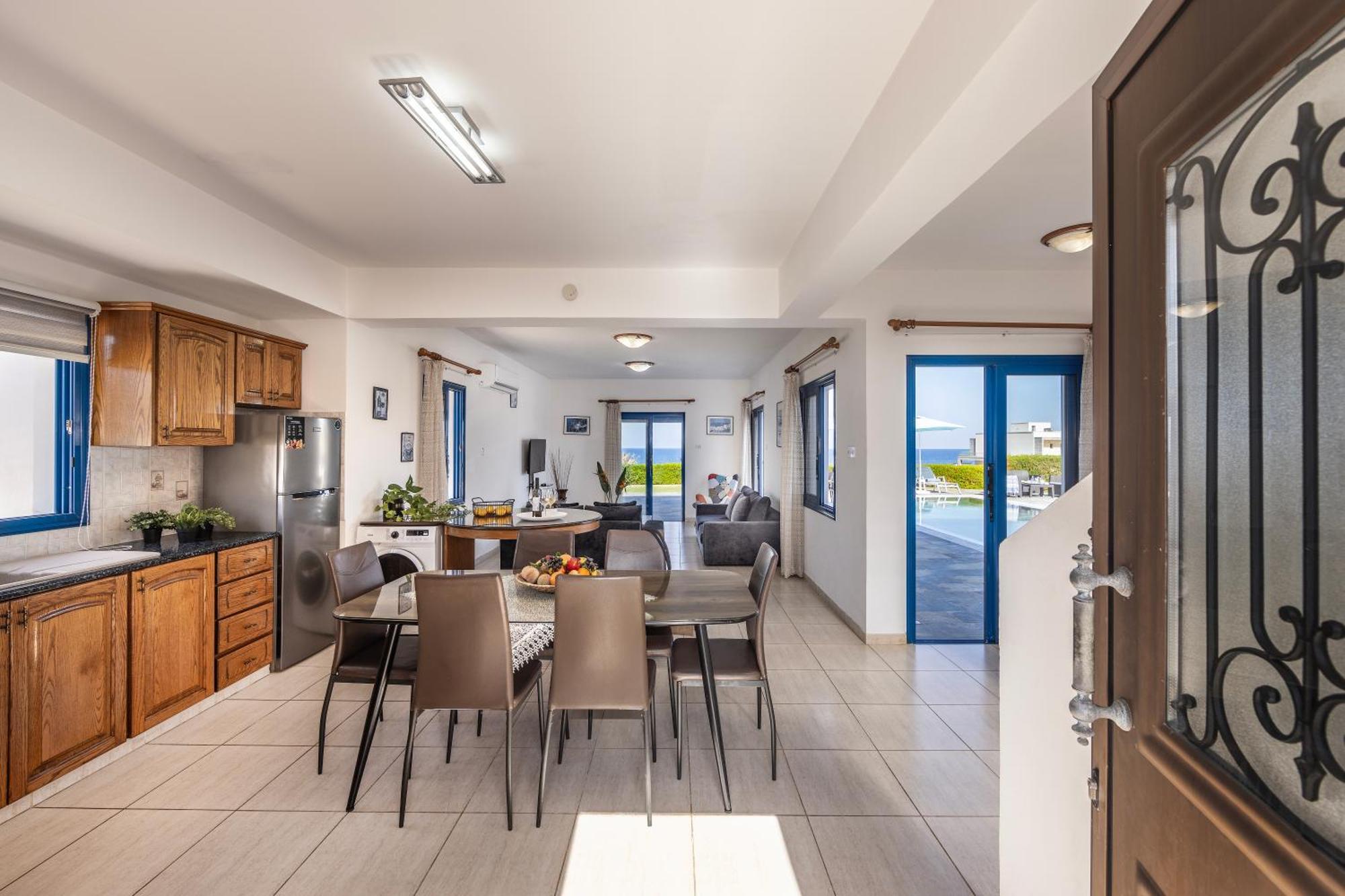 Diana Seaside Villas Pomos Ngoại thất bức ảnh