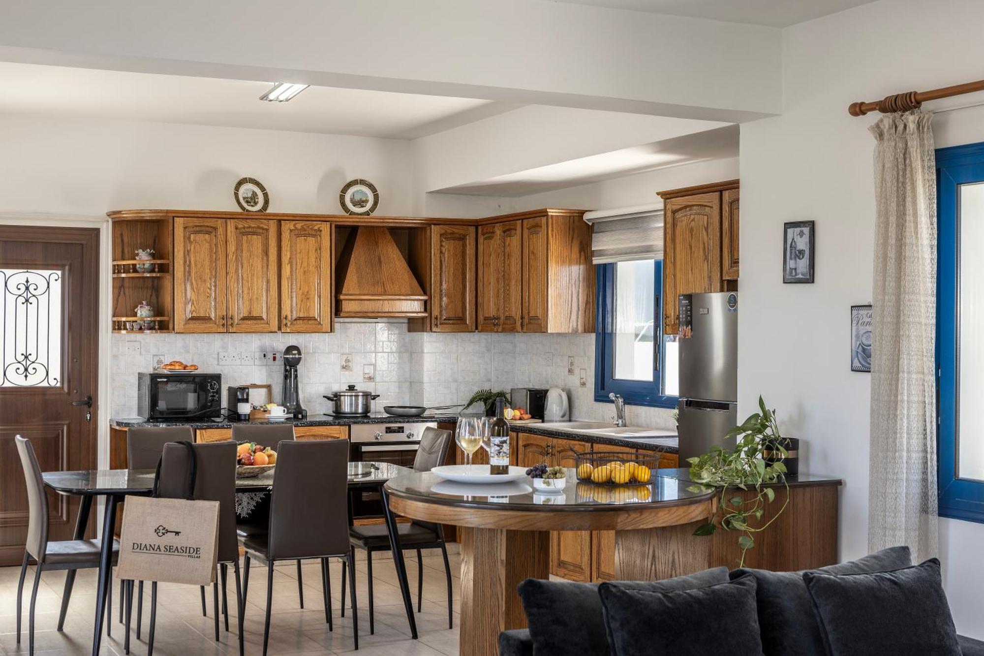Diana Seaside Villas Pomos Ngoại thất bức ảnh